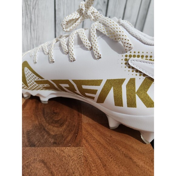 New Adidas Football Cleats Mens Size 12 \